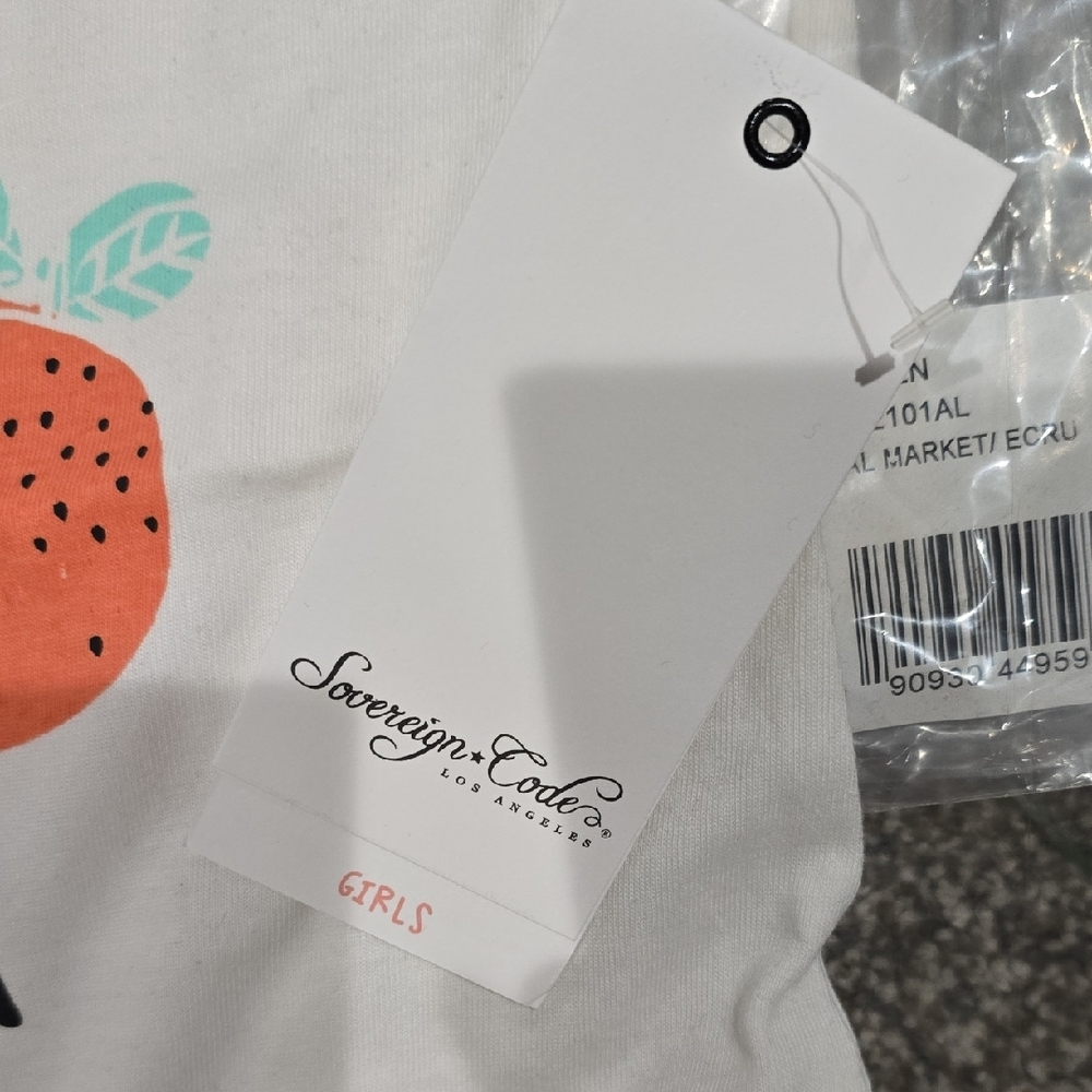Sovereign Code Farmers Market Tee - Picture 2 of 3
